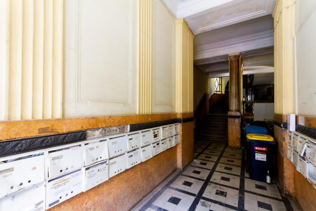 Historic Charm On Dohany Street By Newave Budapest Extérieur photo